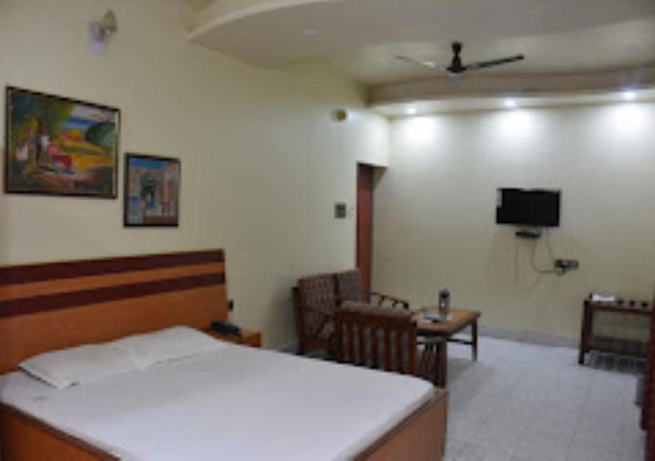 Vijieya Hotel Bihar Saharsa ภายนอก รูปภาพ