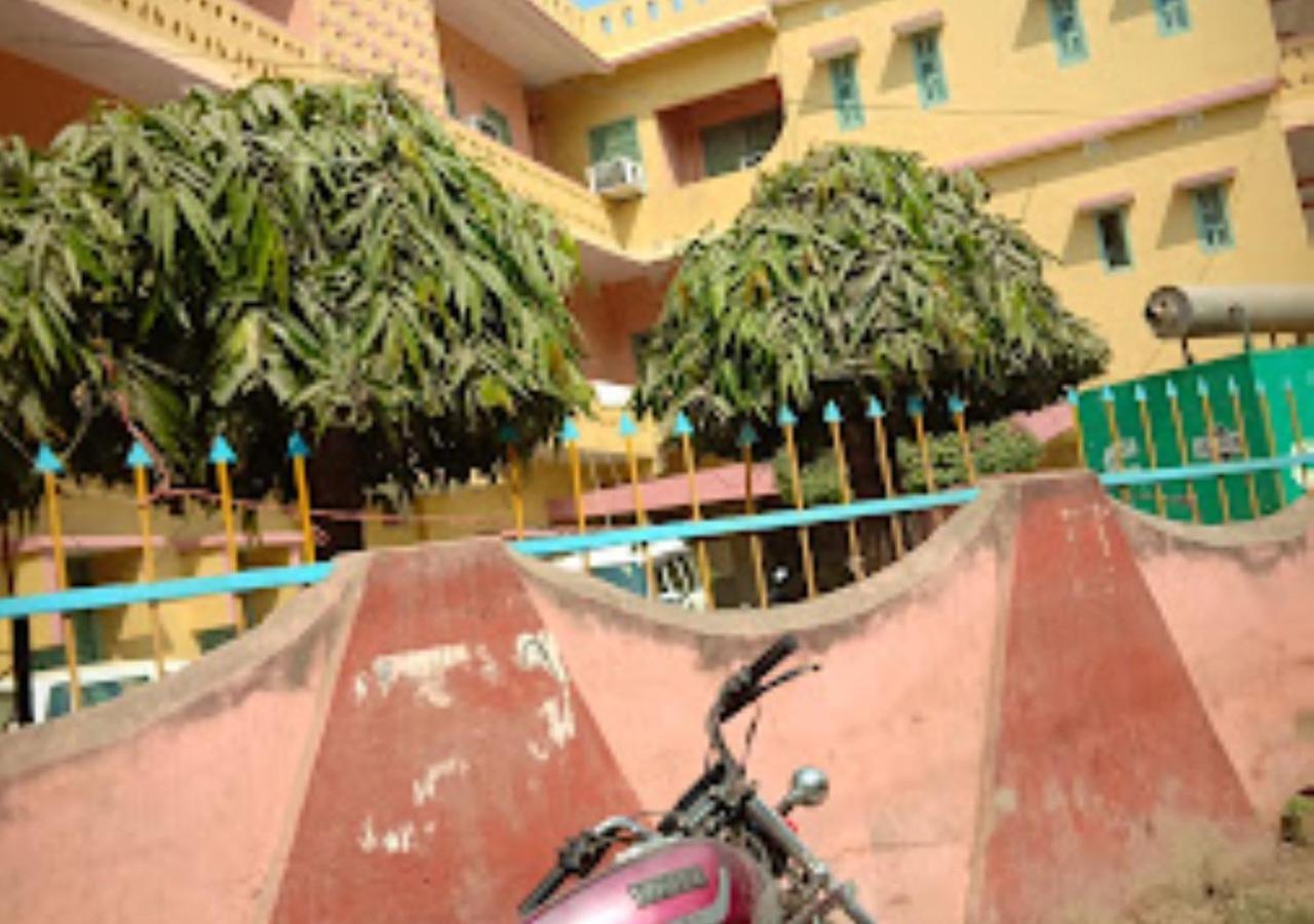 Vijieya Hotel Bihar Saharsa ภายนอก รูปภาพ