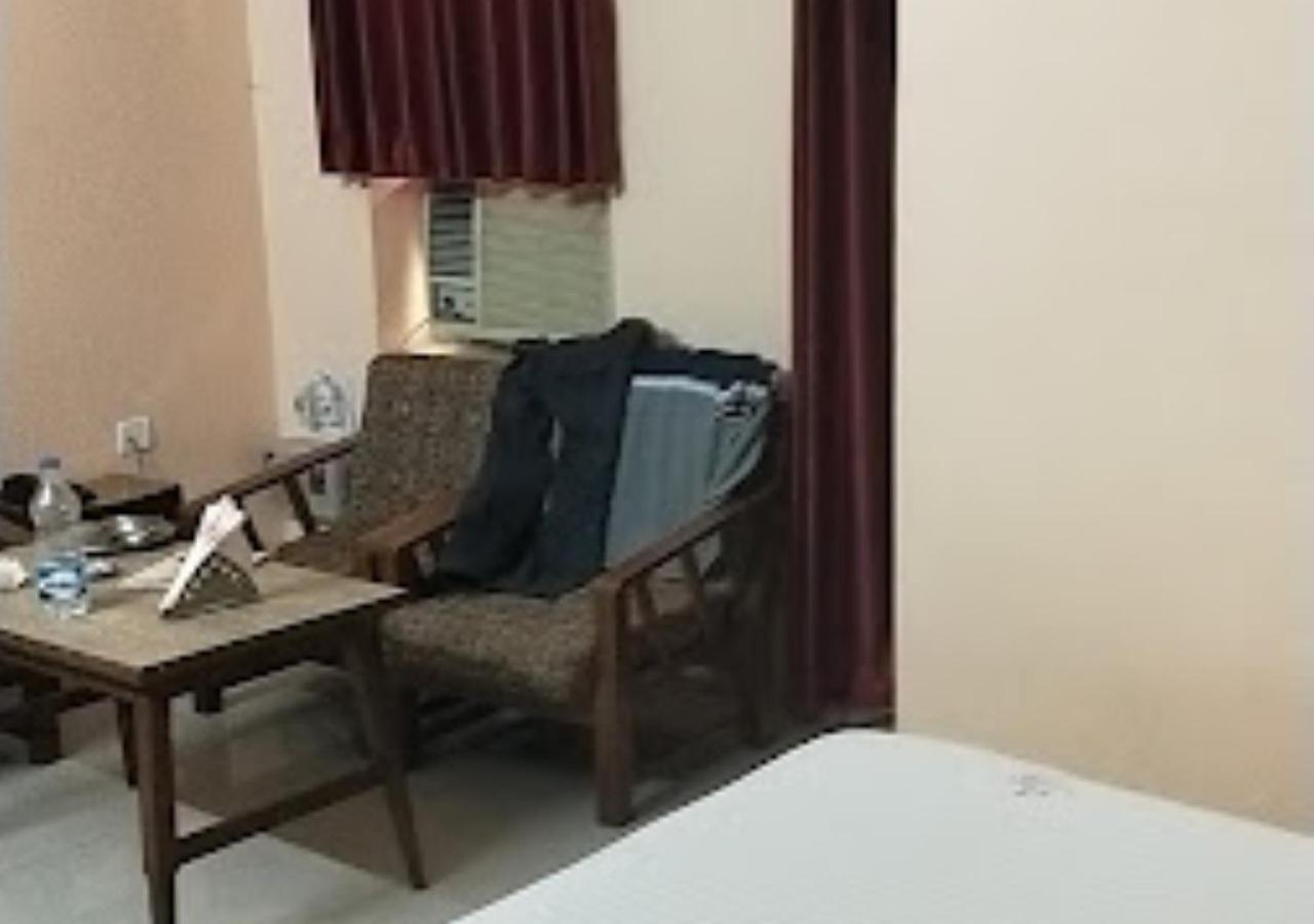 Vijieya Hotel Bihar Saharsa ภายนอก รูปภาพ
